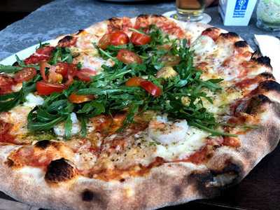 Pizzeria Benevita Restaurant