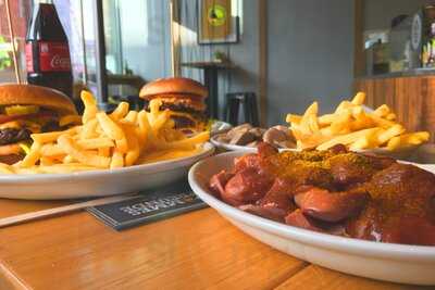 Pommes Freunde Oez München