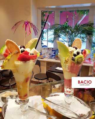 Eiscafe Bacio