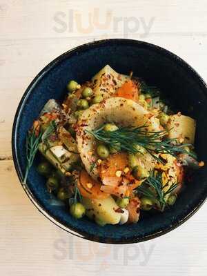 Nostimo – Greek Deli