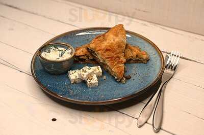 Nostimo – Greek Deli