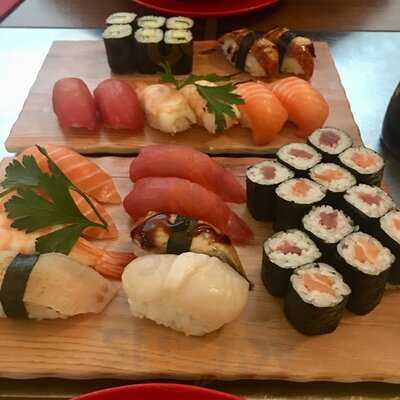 Yang Restaurant Sushi Bar