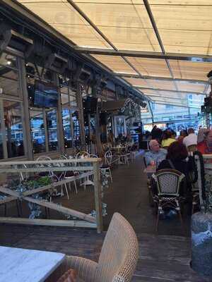 Karls Pier7 Warnemuende