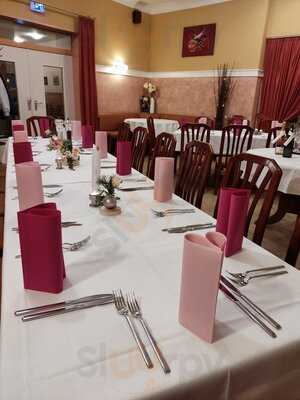 Tsv Reh's Restaurant