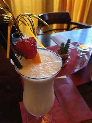 Bistro Cafe Täglich