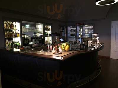 Kakadu Café Lounge & Bar