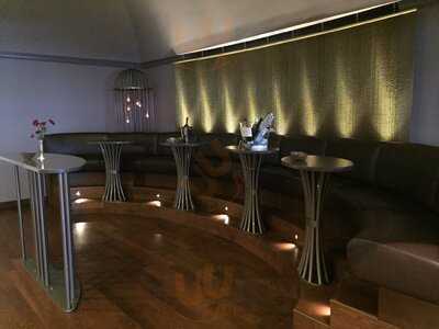 Kakadu Café Lounge & Bar