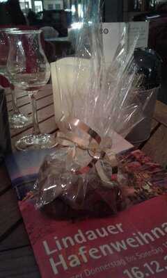 Vis A Vis Cafe-bar-bistro