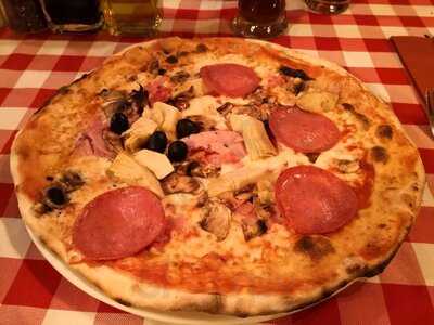 Trattoria Senza Nome