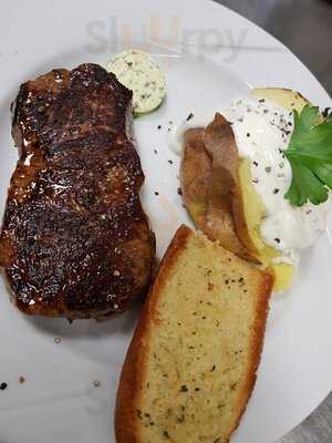 Saray Restaurant & Steakhaus