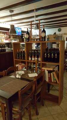 Grillo Trattoria & Vineria