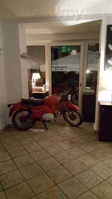 Grillo Trattoria & Vineria