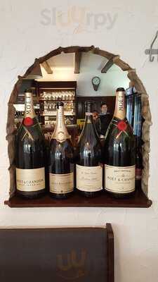 Grillo Trattoria & Vineria