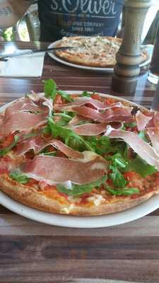 Ristorante & Pizzeria La Villa Da Giuliano