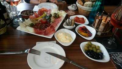 Don Diego Restaurant Y Tapas Bar