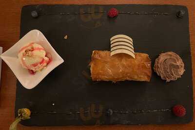 Grillrestaurant, Schwarze Henne, Vino-bar