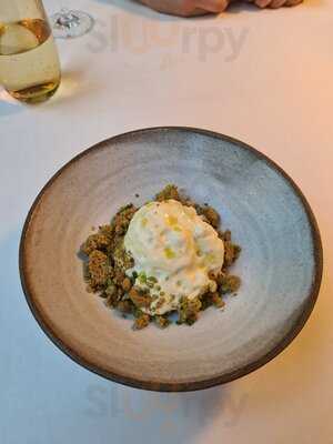 Fine Dining Restaurant Chesa Rössli