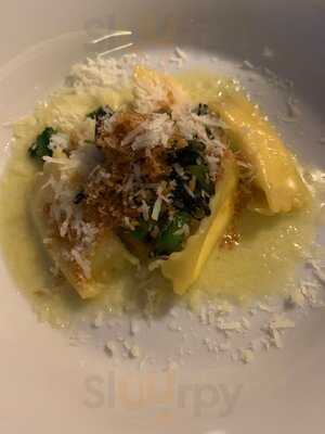 Fine Dining Restaurant Chesa Rössli