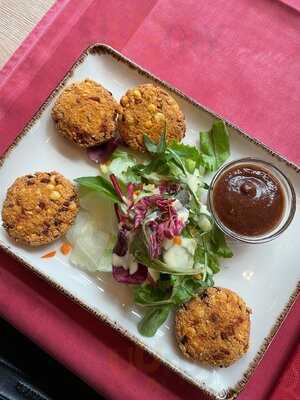 Suvai Bar & Restaurant