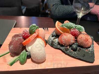 Club Kaiser Sushi Lounge