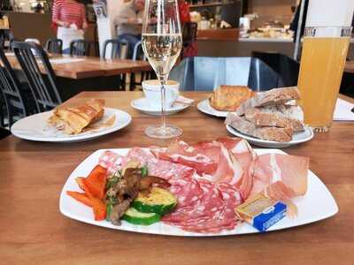 Pfeffer Lebensmittel & Tagbar