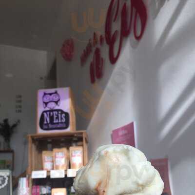 N'eis - Das Neustadteis Am Gartenfeldplatz