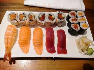 Tokyo Sushi Bar