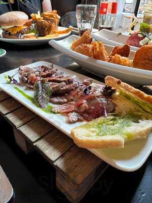 Frenzen Restaurant & Event