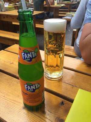 Hans Im GlÜck Burgergrill & Bar