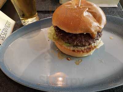 Hans Im GlÜck Burgergrill & Bar