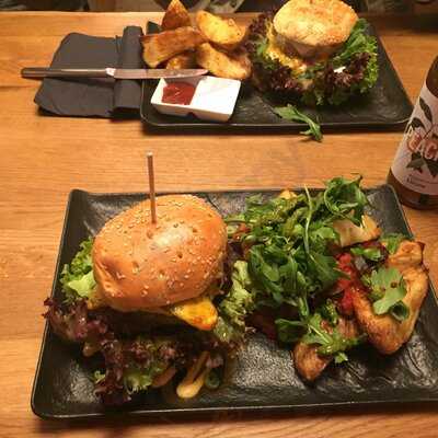 Brunos Burger & Lieblingsgerichte