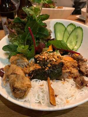 Lua Vietnamese Kitchen