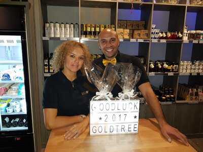 Gold Tree Weinbar Café Bistro