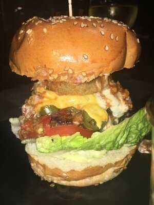 Bang Bang Burgers & Beer