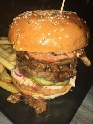 Bang Bang Burgers & Beer