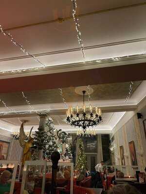 Restaurant Pavarotti