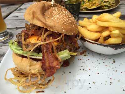 Thai & Turf - Steakhouse