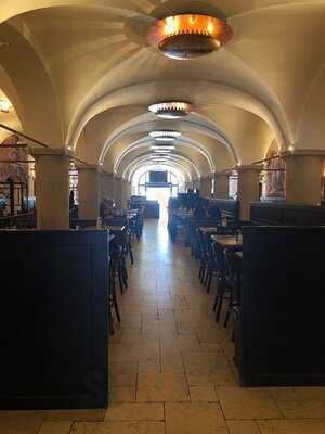 Ratskeller Restaurant