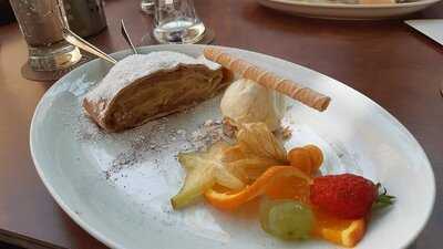 Ratskeller Restaurant