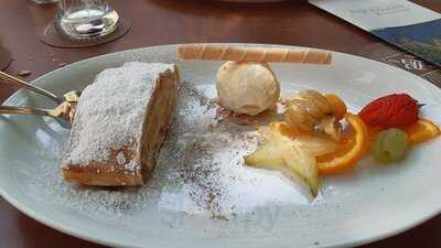 Ratskeller Restaurant