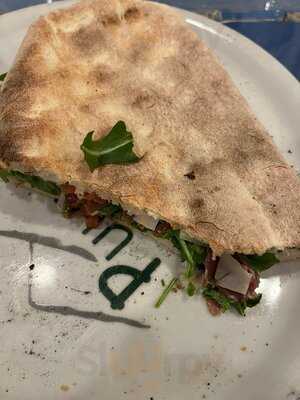 Pulcinella Trattoria & Pizzeria