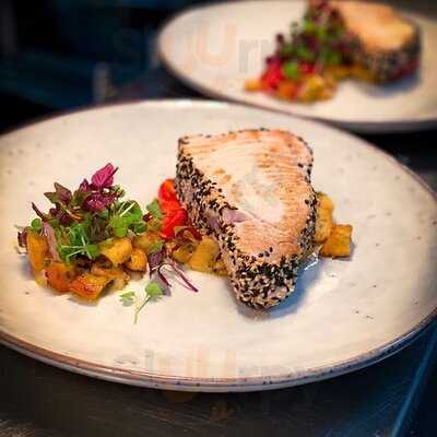 Stefano Trattoria & Bar