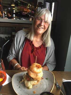 Manducare Steaks, Burger &co.