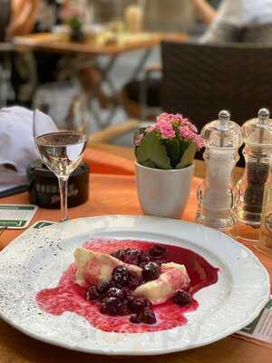 Weinstube Kachelofen