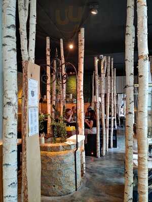 Hans Im GlÜck Burgergrill & Bar