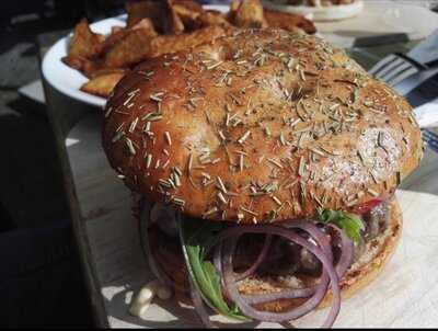 Corvin's Burger & Beer