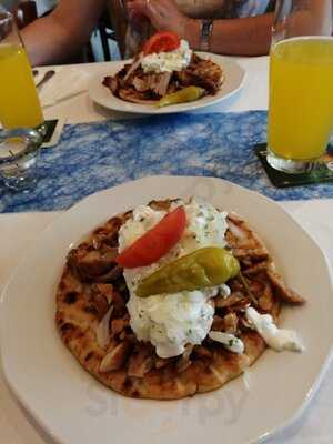 Pitta Gyros Grill