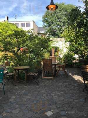 Im Süden (ehem. Café Kosmopolit)