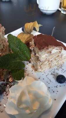 Salomon Campus Café