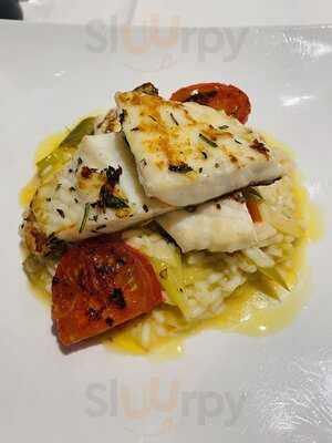 Achilles Restaurant Bar